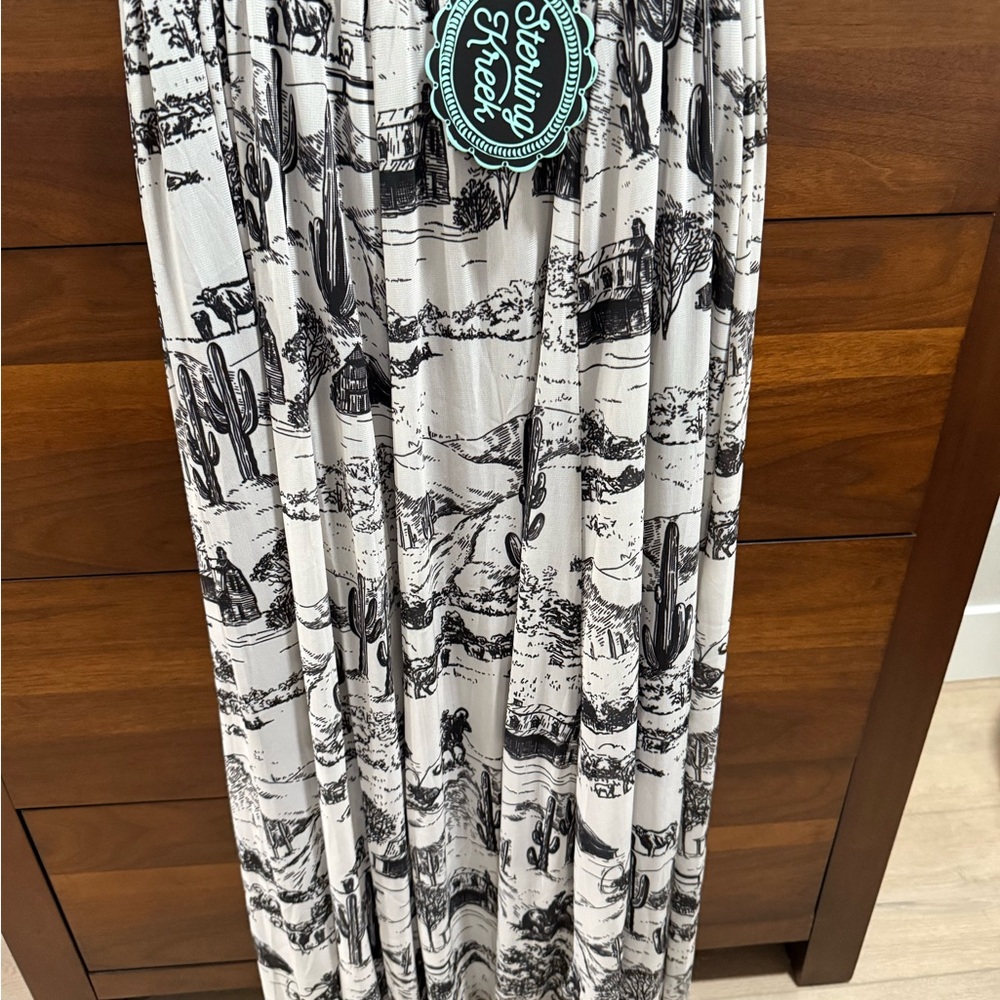 Sterling Kreek Mesh Prairie Print Skirt 🤠🆕